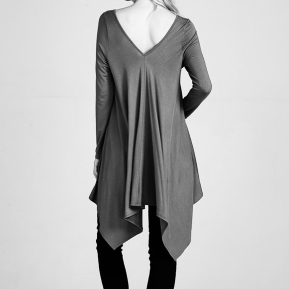 #50 Black asymmetrical tunic top - Picture 5 of 5